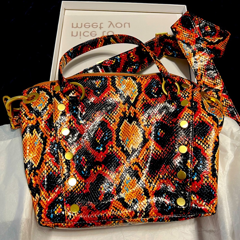 HAMMITT Medium Daniel In Botanical Snake EUC